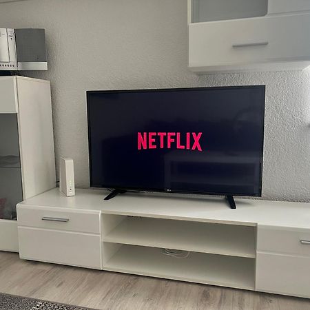 Moderne Helle 2,5 Zimmer Wohnung Mit Grossem Bad Und Kueche In Trossingen Exteriér fotografie