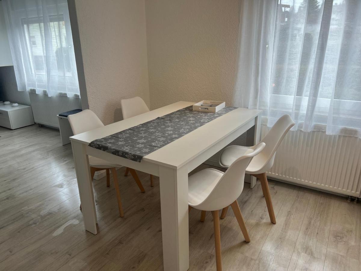 Moderne Helle 2,5 Zimmer Wohnung Mit Grossem Bad Und Kueche In Trossingen Exteriér fotografie