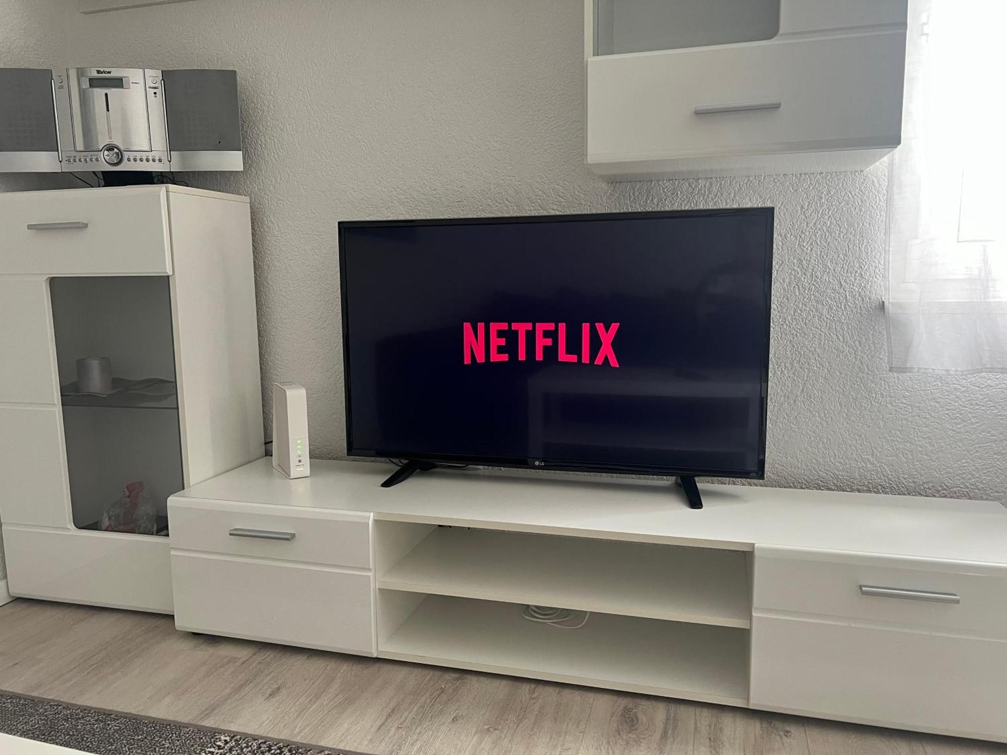 Moderne Helle 2,5 Zimmer Wohnung Mit Grossem Bad Und Kueche In Trossingen Exteriér fotografie