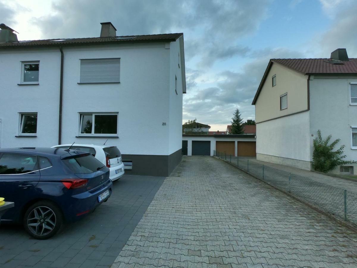 Moderne Helle 2,5 Zimmer Wohnung Mit Grossem Bad Und Kueche In Trossingen Exteriér fotografie