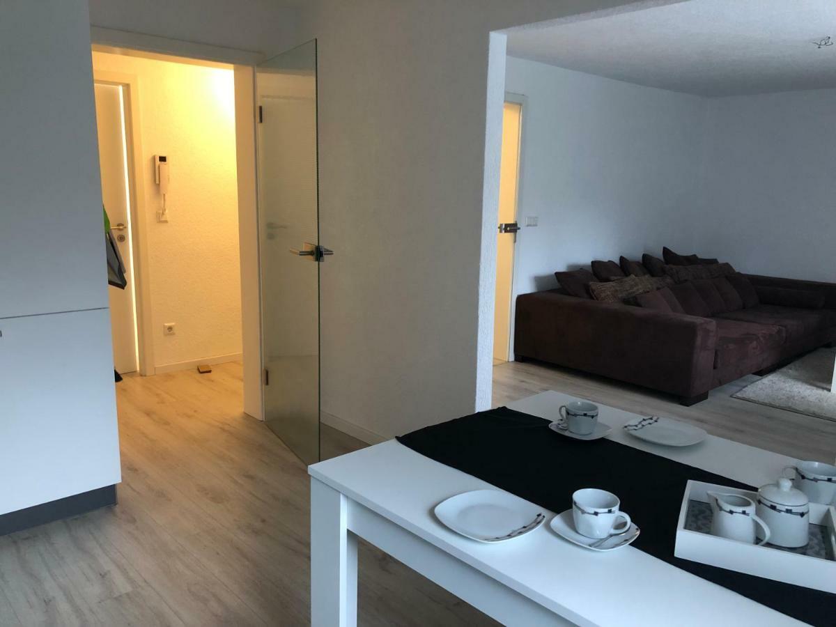 Moderne Helle 2,5 Zimmer Wohnung Mit Grossem Bad Und Kueche In Trossingen Exteriér fotografie