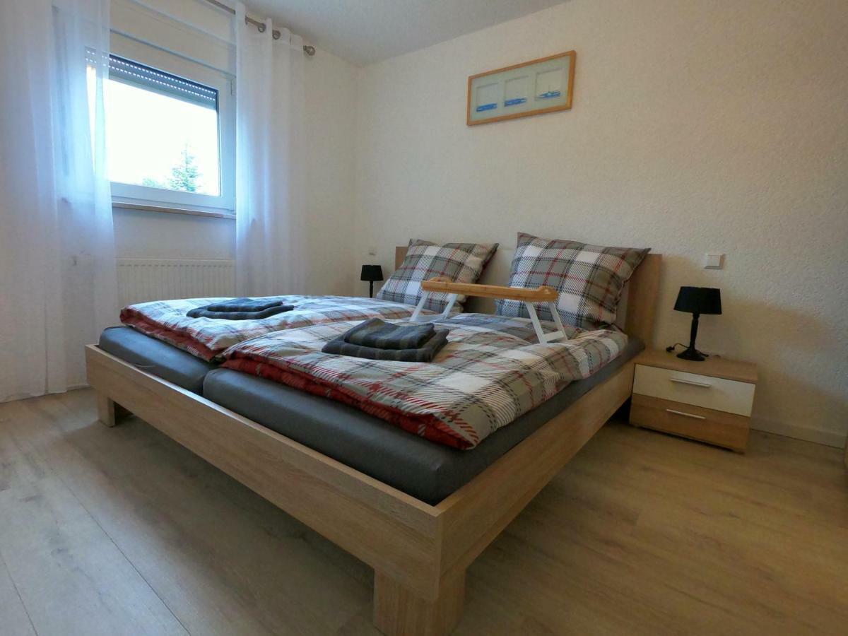 Moderne Helle 2,5 Zimmer Wohnung Mit Grossem Bad Und Kueche In Trossingen Exteriér fotografie